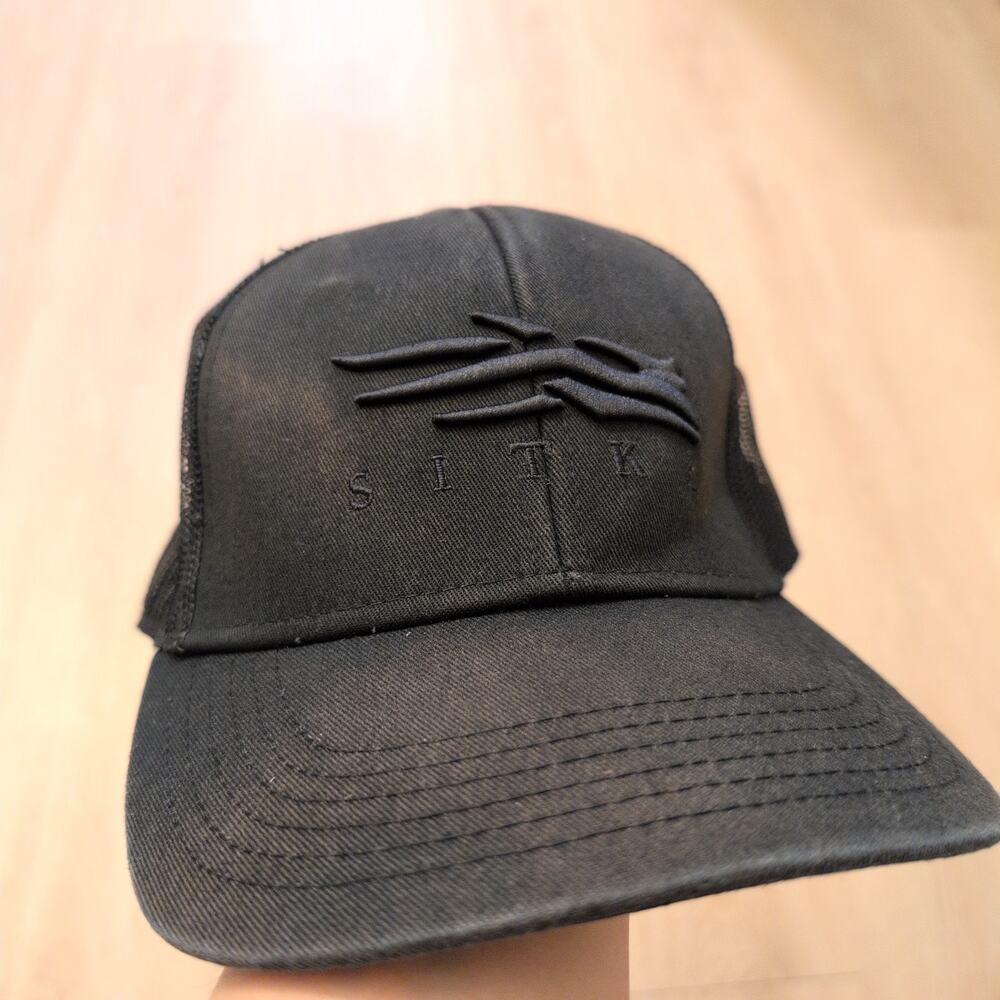 Sitka Trucker Hat Mesh Adjustable Snapback Hunting‎ Distressed Black